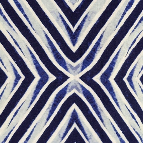 Chicos Travelers Tunic Top Shirt Women’s Size 2 US Large L Blue White Geometric - Picture 4 of 8